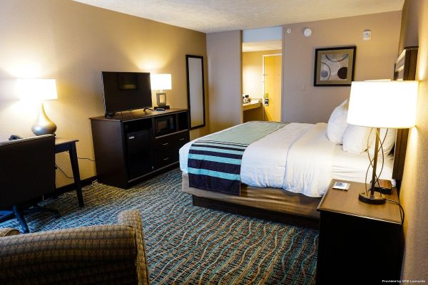 Boarders Inn & Suites and Conference Center (Grand Island)